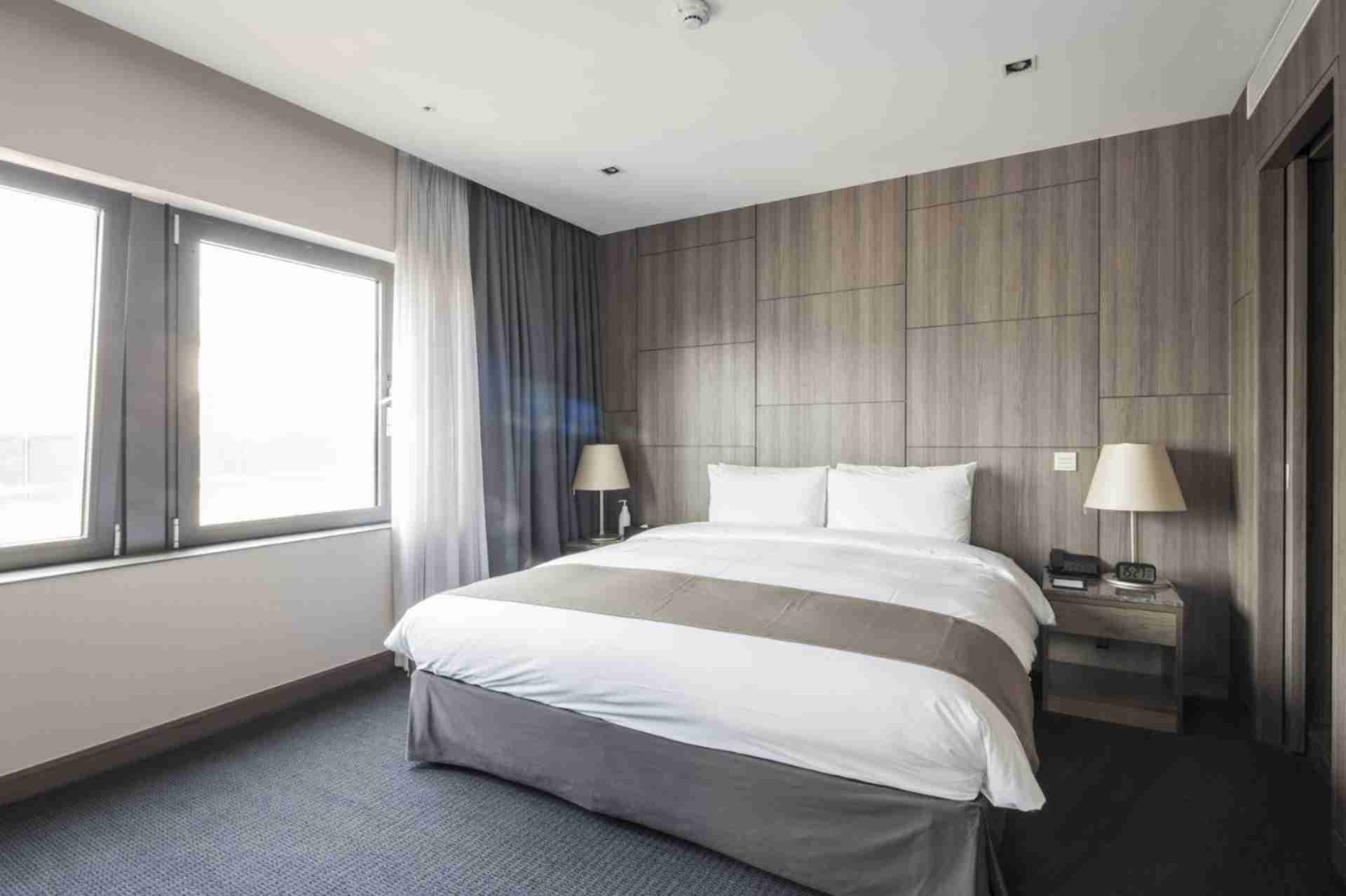 Food and Beverage - Seaman Resort